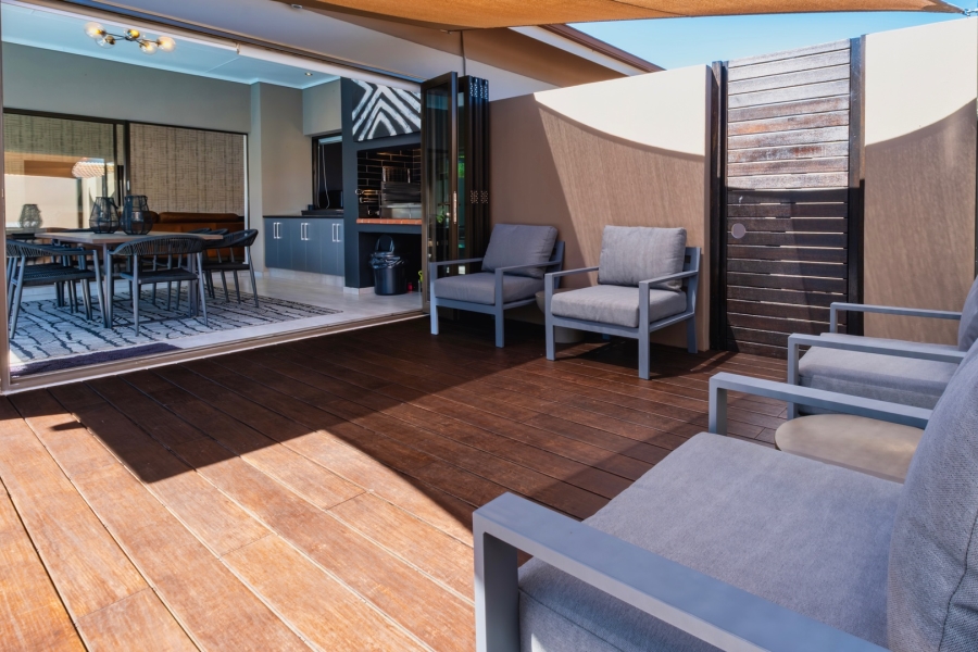 4 Bedroom Property for Sale in Earls Court Lifestyle Estate Western Cape